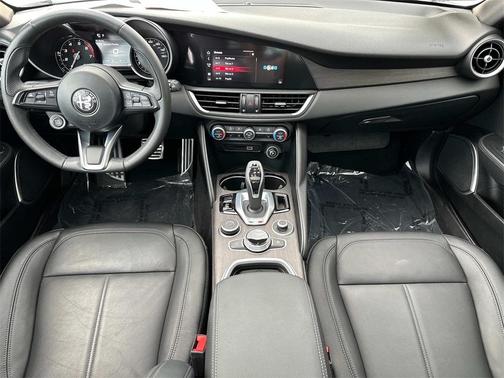 2022 Alfa Romeo Giulia Ti
