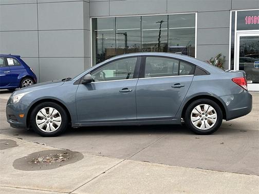 2012 Chevrolet Cruze LS