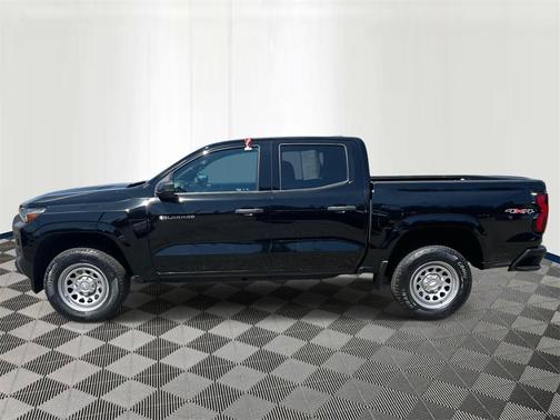 2024 Chevrolet Colorado WT