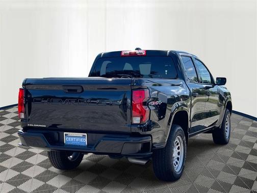 2024 Chevrolet Colorado WT
