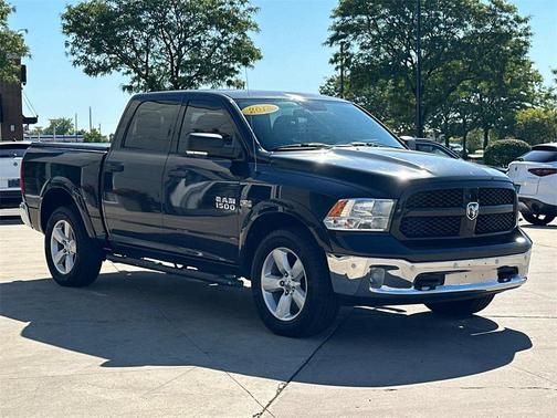 2015 RAM 1500 SLT