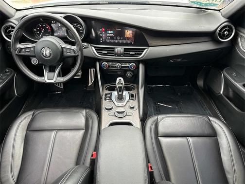 2022 Alfa Romeo Giulia Ti