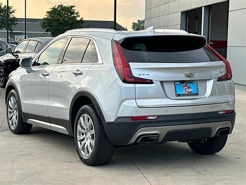 2019 Cadillac XT4 Premium Luxury