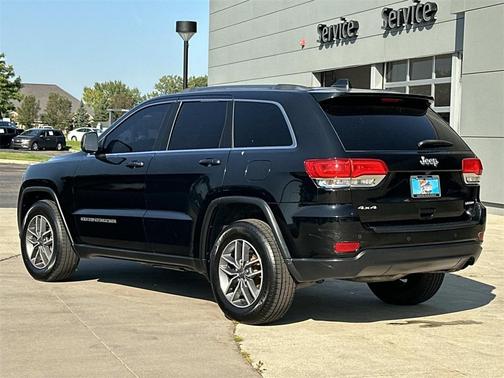 2019 Jeep Grand Cherokee Laredo E