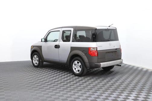 Gray 2004 Honda Element EX Sport Utility 4D