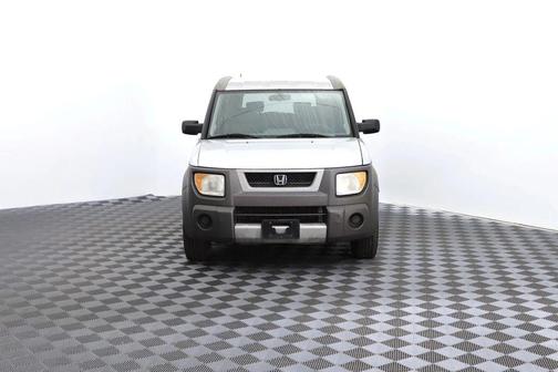 Gray 2004 Honda Element EX Sport Utility 4D