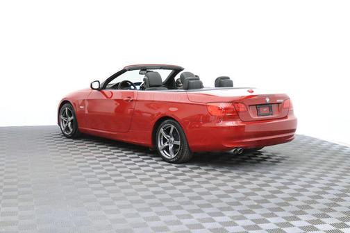 Red 2013 BMW 328 328i Convertible 2D