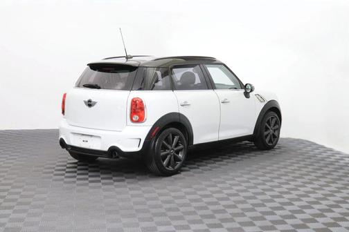 Light White 2014 MINI Countryman Cooper S ALL4