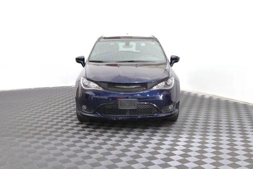 Jazz Blue Pearlcoat 2019 Chrysler Pacifica Touring Plus