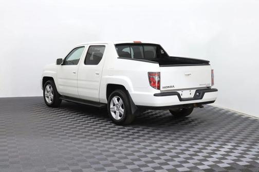 Taffeta White 2014 Honda Ridgeline RTL