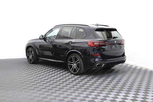 Black 2020 BMW X5 M50i