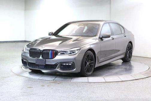 2017 BMW 750 i xDrive