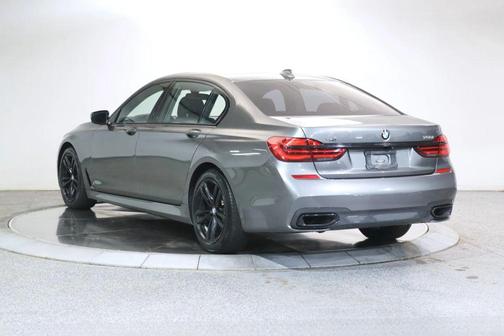 2017 BMW 750 i xDrive