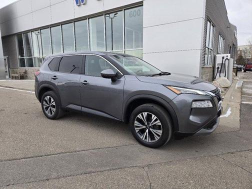 2022 Nissan Rogue SV