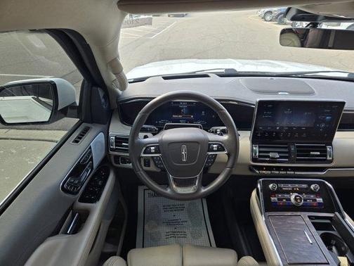 2022 Lincoln Navigator Reserve