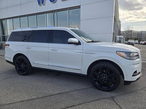 2022 Lincoln Navigator Reserve