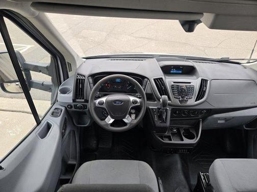 2019 Ford Transit-250 148 WB Medium Roof Cargo