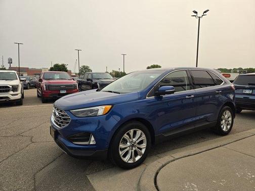 2020 Ford Edge Titanium
