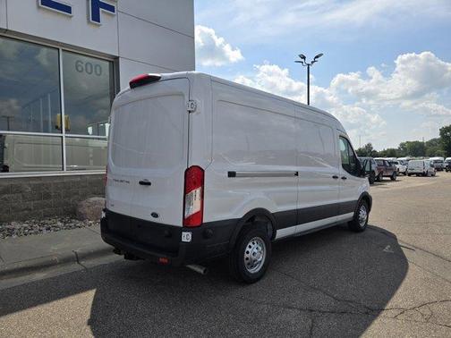2025 Ford Transit-250 148 WB Medium Roof Cargo