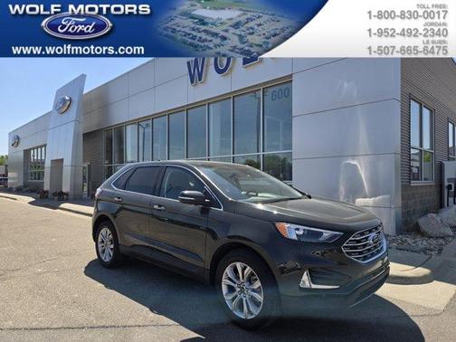 2024 Ford Edge Titanium