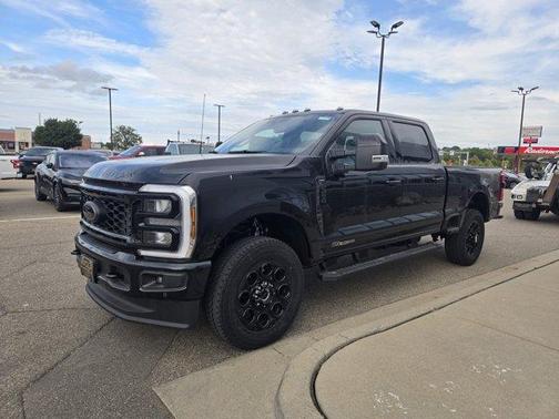 2025 Ford F-350 Lariat Super Duty