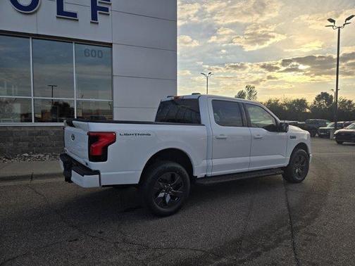 2025 Ford F-150 Lightning Flash