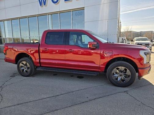 2023 Ford F-150 Lightning LARIAT