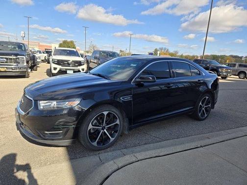 2016 Ford Taurus SHO