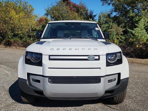 2025 Land Rover Defender P300