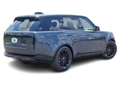 2025 Land Rover Range Rover P400 SE