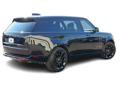 2024 Land Rover Range Rover P530 SE