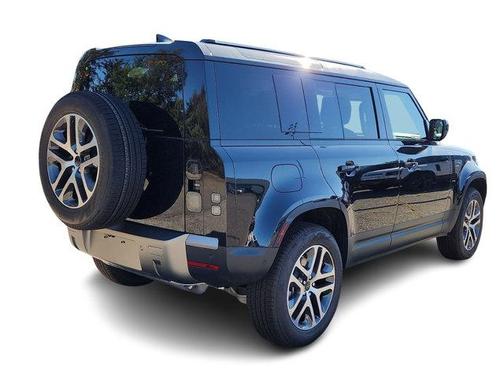 2026 Land Rover Defender 110 S