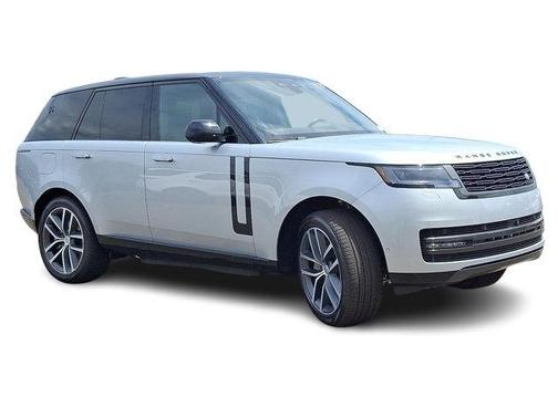 2025 Land Rover Range Rover P550e SE