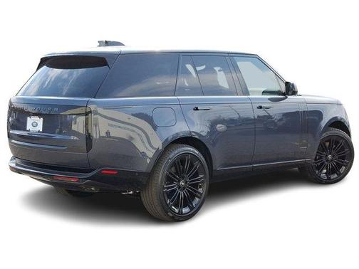 2025 Land Rover Range Rover P530 SE