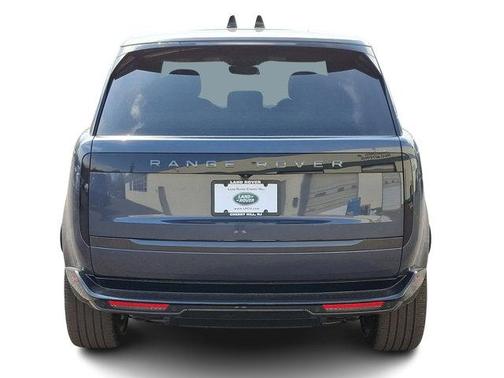 2025 Land Rover Range Rover P530 SE