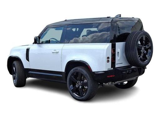 2025 Land Rover Defender P400 X-Dynamic SE