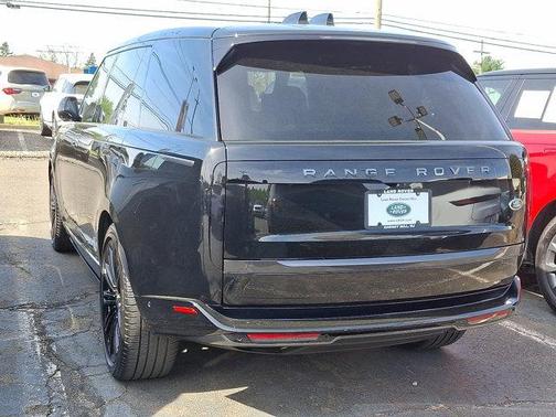 2023 Land Rover Range Rover Autobiography
