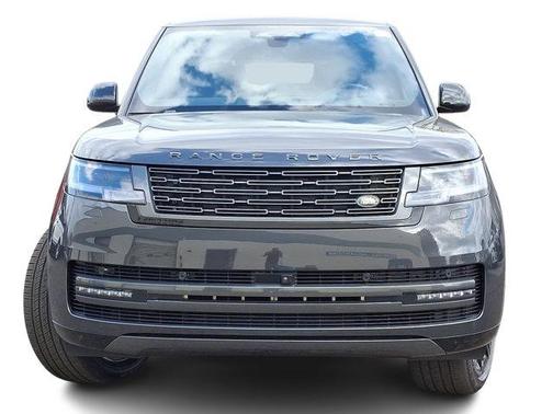 2025 Land Rover Range Rover P530 SE 7 Seat