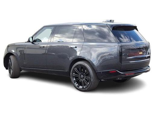 2025 Land Rover Range Rover P530 SE 7 Seat