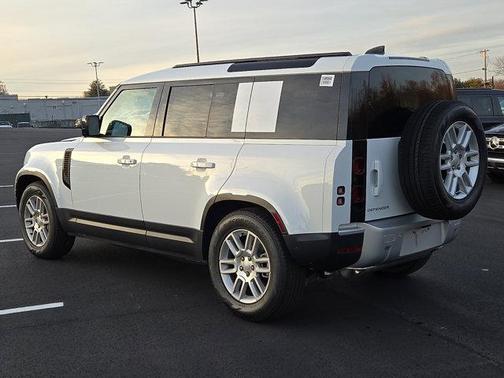 2025 Land Rover Defender P400 S
