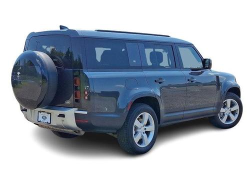 2023 Land Rover Defender First Edition
