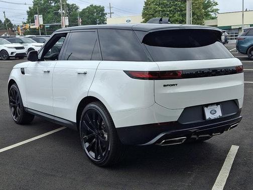 Fuji White 2026 Land Rover Range Rover Sport P360 SE