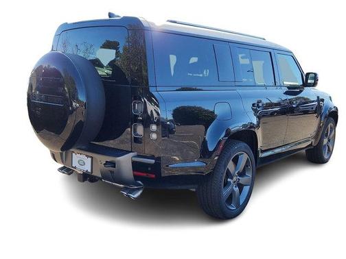 2025 Land Rover Defender P500 V8