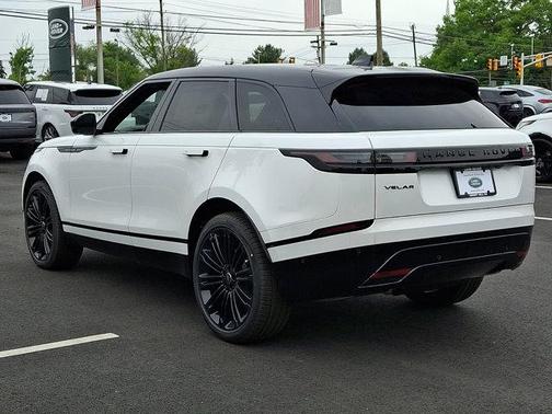 Ostuni Pearl White 2026 Land Rover Range Rover Velar P400 Dynamic SE