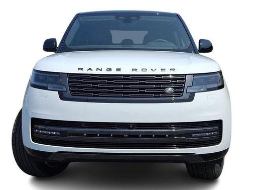 2025 Land Rover Range Rover P400 SE