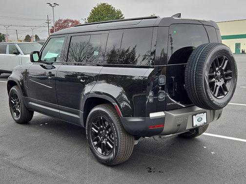 2026 Land Rover Defender S