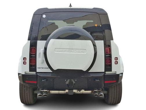 2025 Land Rover Defender P500 X-Dynamic SE