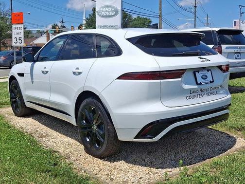 2025 Jaguar F-PACE P250 R-Dynamic S