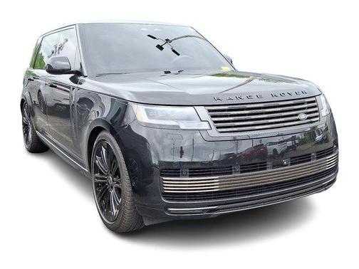 2024 Land Rover Range Rover P615 SV