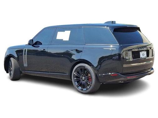 2024 Land Rover Range Rover P615 SV